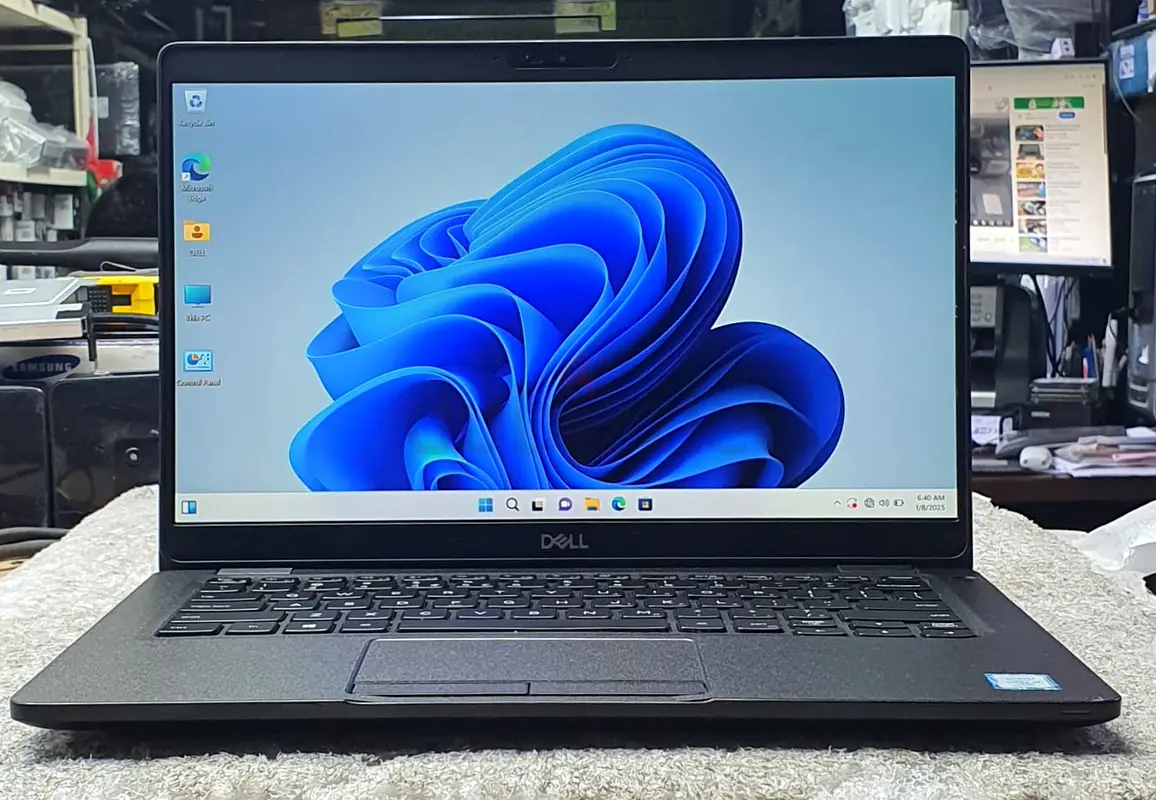Dell Laptop - Powerful Performance Sleek Design!63255527760898110