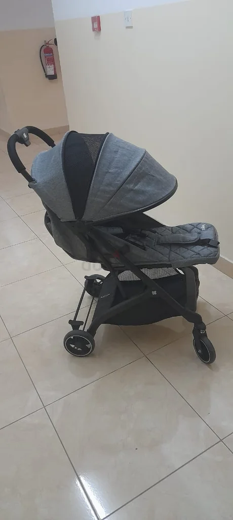 عربة أطفال للبيع62930654334593111