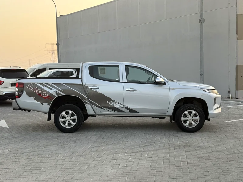 2020 Mitsubishi L200 4x4 in perfect condition63157443840386114