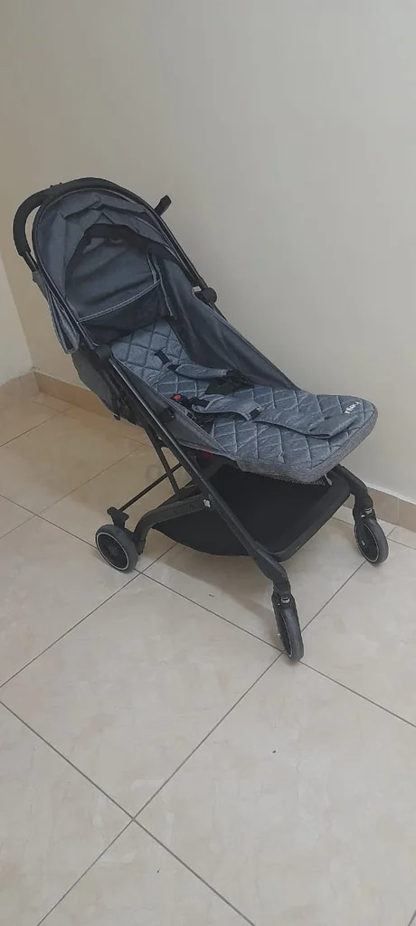 عربة أطفال للبيع62930654334593114