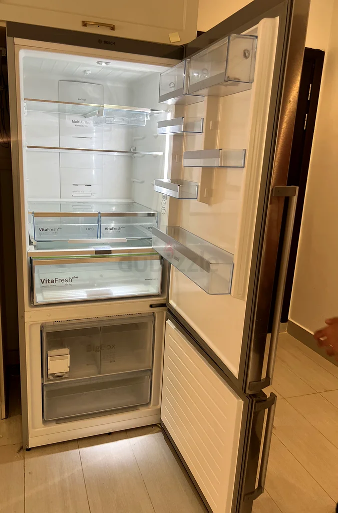 Bosch NEW MODEL Fridge with bottom freezer freestanding63265599036673112