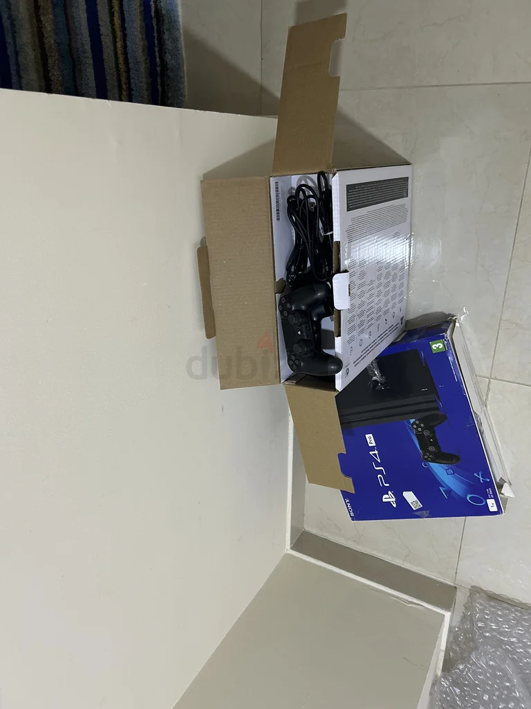 PS4 pro 1TB for sale, never used62931681342978112