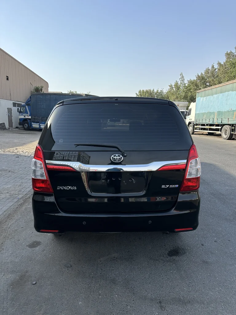 Toyota Innova 2015 7seater62934683585283111