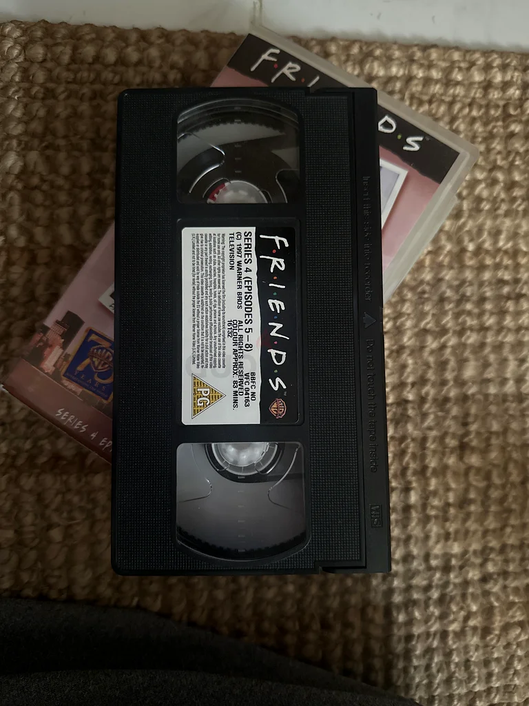 أصدقاء، شريط فيديو منزلي (يعمل) (إصدار أصلي 1998)63265599532161111