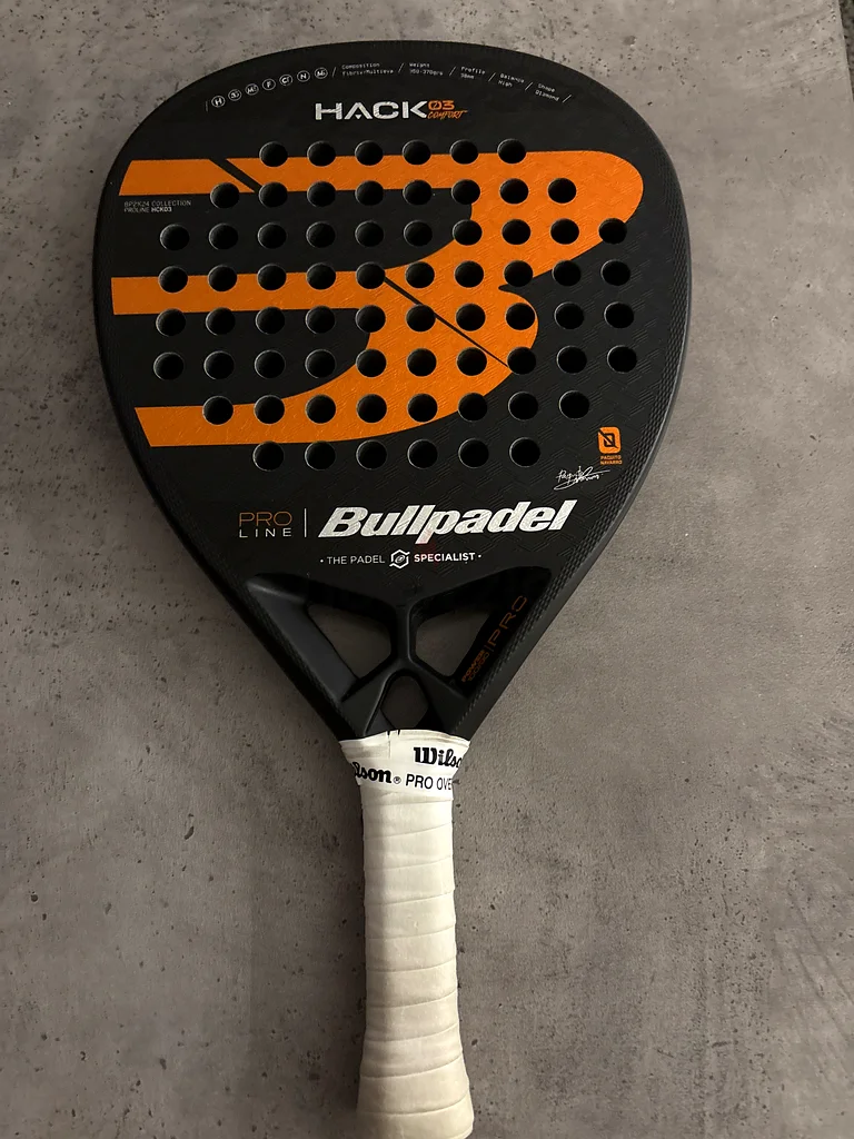 مضرب باديل Bullpadel Hack Comfort 24 لـ باكيتو نافارو62931666661378119