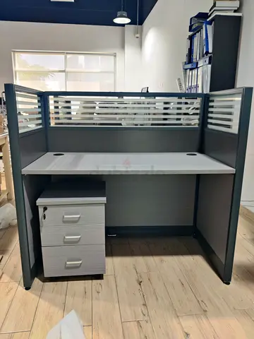 Office Workstation Table Selling Brand New