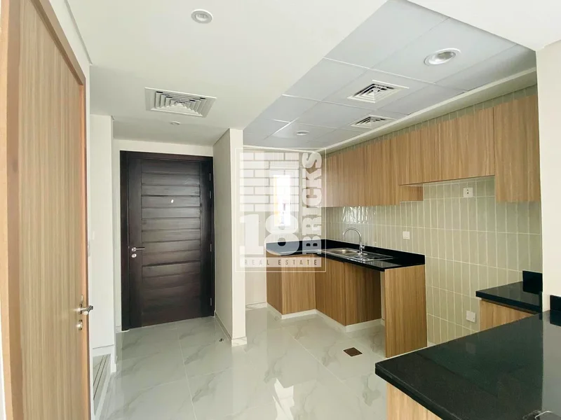 Vacant July 14  | 3+Storage | Large Layout62890344359811112