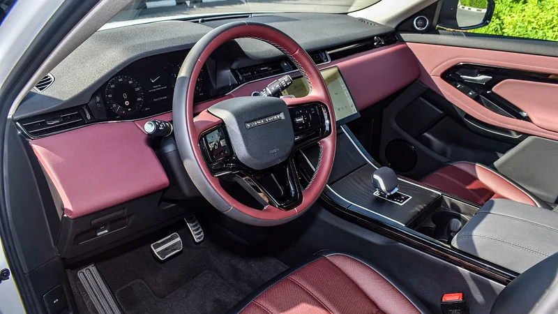 RANGE ROVER EVOQUE SE P250 DYNAMIC 2025!! BRAND NEW CAR!! MENTIONED PRICE IS FOR EXPORT ONLY63159712383105114