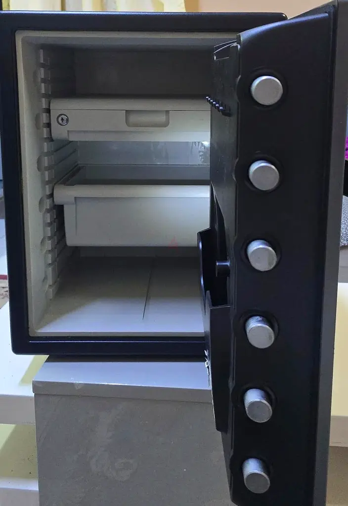 Sentry safe63253970582530111