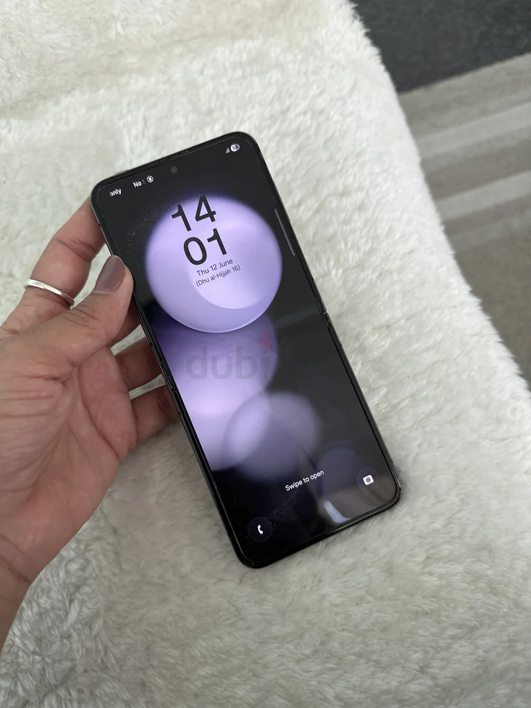 Samsung flip 562930654148866113