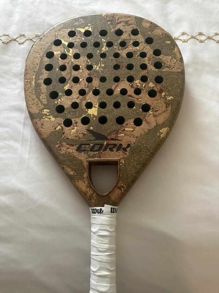 متوفر للبيع مضرب بادل عالي الجودة Cork Supreme Hybrid 3 - حالة ممتازة!62931667991043116