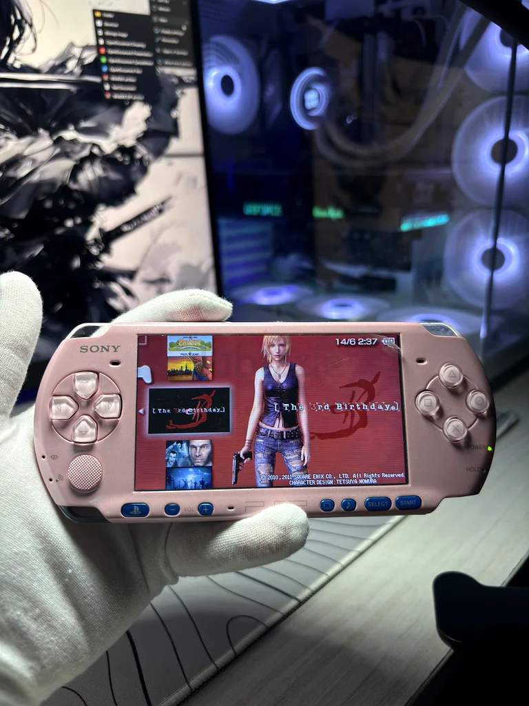 Psp custom made 130 games and 128GB ( MINT CONDTION)63230710206081114