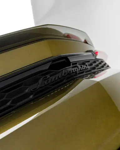 2025 Lamborghini URUS 缩略图 9