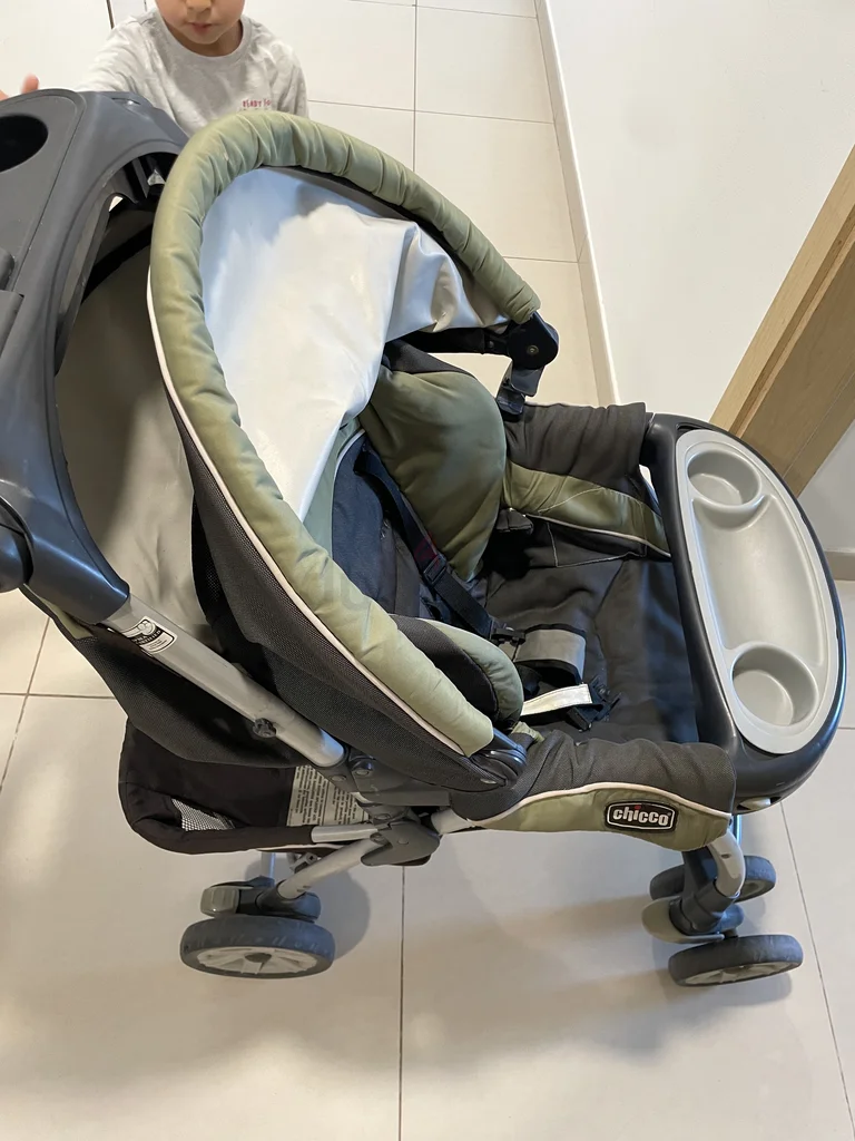 Gently Used Chicco Baby Stroller - Perfect for Your Little One!62930653965313111