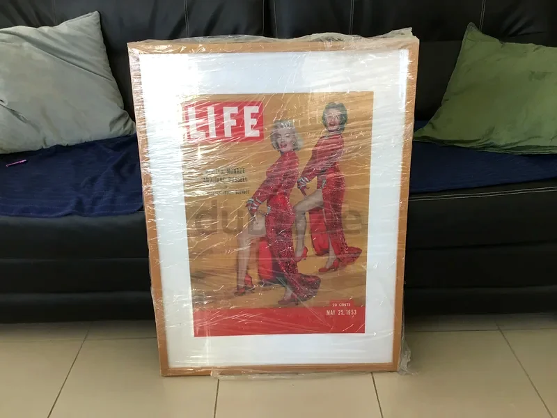 LIFE 1953 Cover (Marilyn Monroe/Jane Russell) Framed Art (85x60 cm)629296542187541125