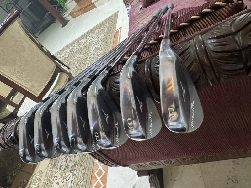 مجموعة هوكي مينتون إكسترا صلبة 245 أيرون (4-PW)، رؤوس فولاذية MODOS X120، مجموعة عصي غولف يمنى62933695241986111