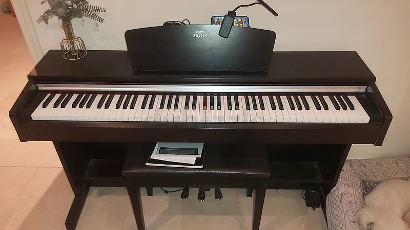 Yamaha YDP-141 Digital Piano, weighted keys. Very lightly used63208864693634111