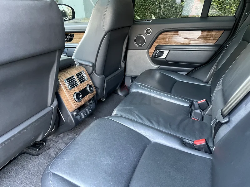 Full service in agency super clean63178402177666114