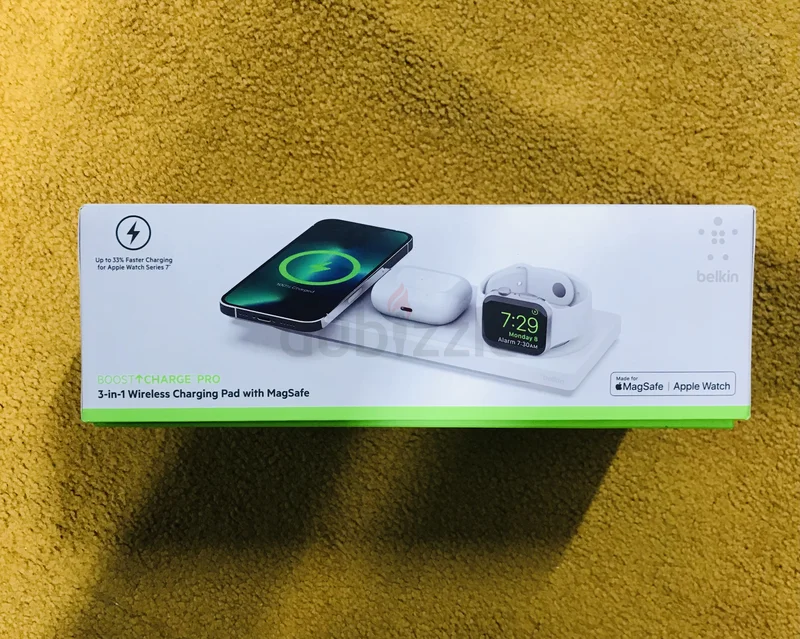 بطارية شحن مُحسَّنة، Pاد لاسلكي ثلاثي الوظائف مع تقنية MagSafe629296615059211117
