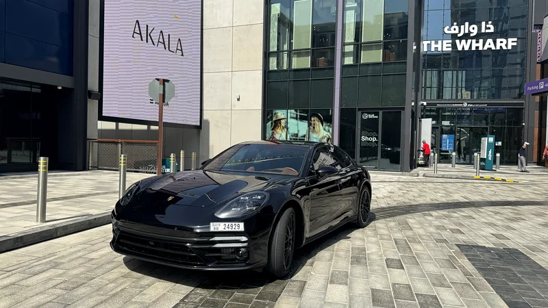 Porsche Panamera 4 Platinum Edition63169441948673111