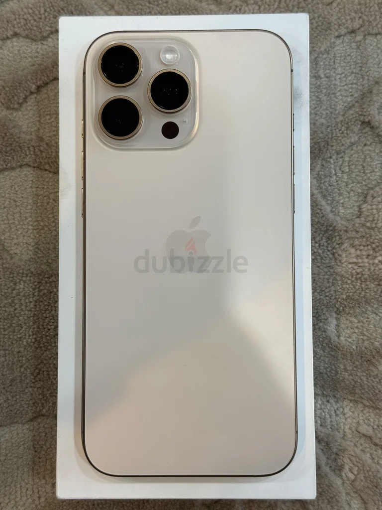 iPhone 16 Pro Max - 256 جيجابايت - حالة ممتازة!62929661634433112
