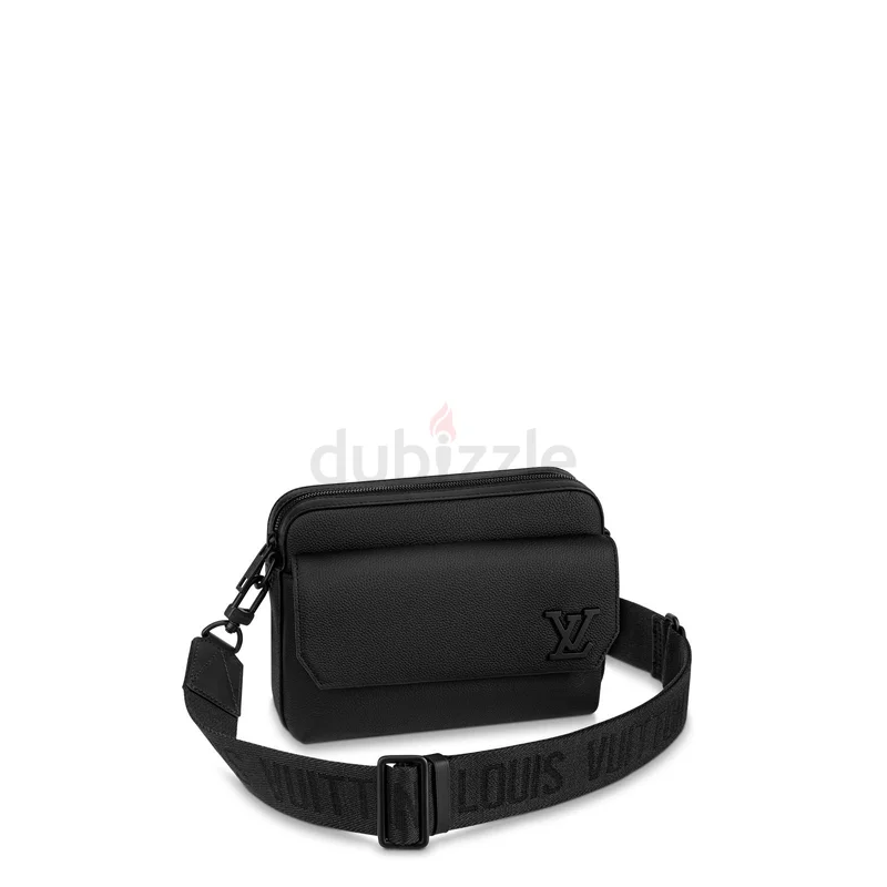 LOUIS VUITTON Fastline Wearable Wallet62931669986562111