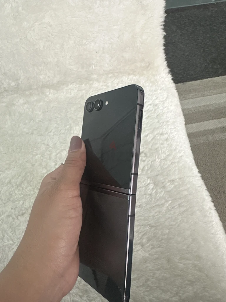 Samsung flip 562930654148866114
