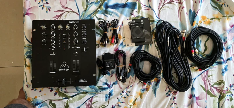 Unleash Your DJ Skills with Behringer Pro Mixer NOX101!63264589848449112
