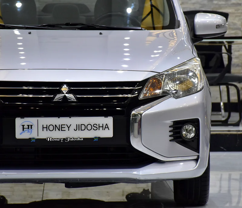 AED 411 EMi at 0% DP | Mitsubishi Attrage (2021 Model) in Silver Color, GCC Specs63173122895875113