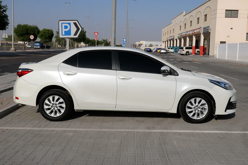تويوتا كورولا 2.0 XLI خليجي63147210598659112