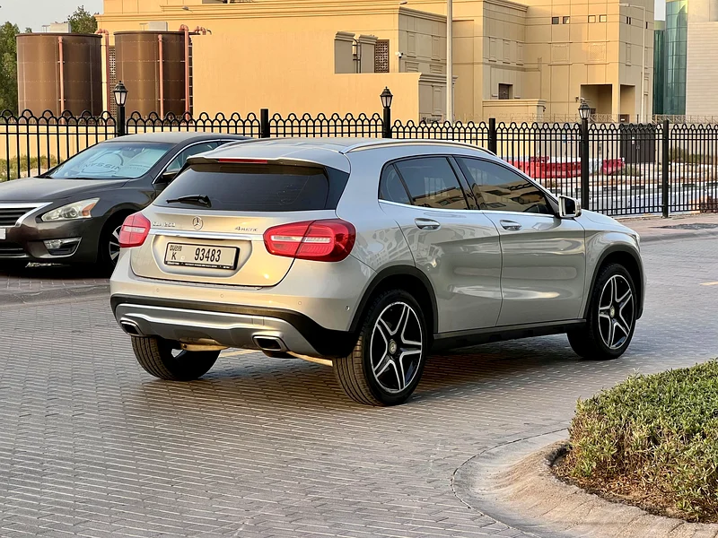 GCC accidents free low mileage not negotiable price السعر نهائي للجادين فقط63164768542466114