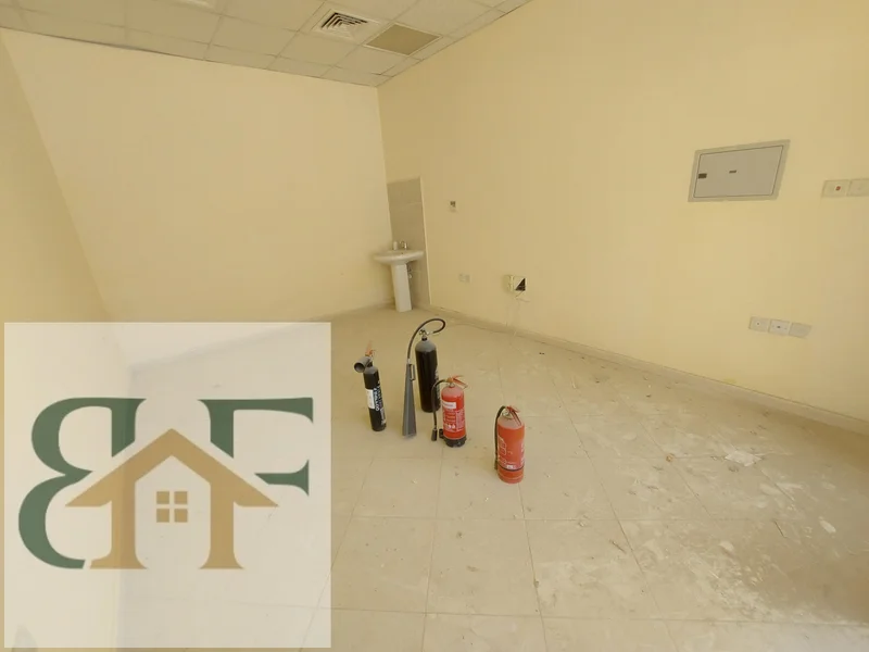 محل فاخر مع تكييف مركزي وموقع متميز وأسعار أرخص بكثير فقط 10 آلاف62885228470914114