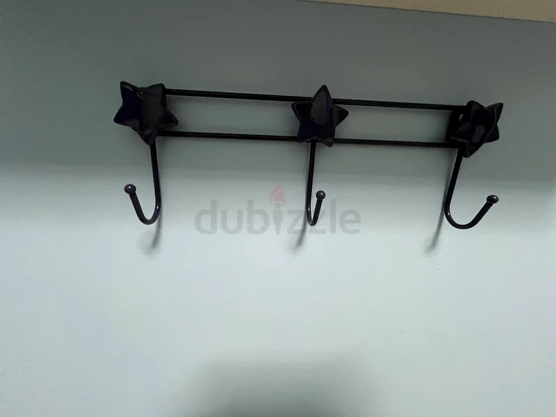Home center Cloud Shelf and Starry wall hooks.63215376928001113