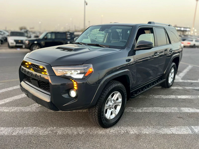 2024 تويوتا 4Runner SR5 - تشغيل بالضغط - مقاعد كهربائية - كاميرا خلفية - دفع رباعي 4X463147207893506111