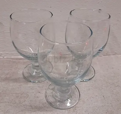 Elegant Set of 3 Glass Goblets for Chic Dining
