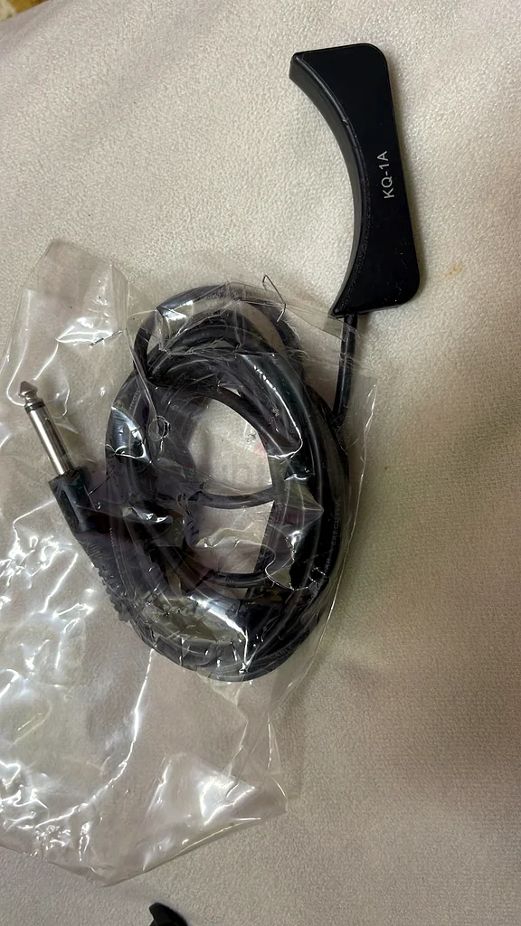 mic picks capo delivery available632272770604821115
