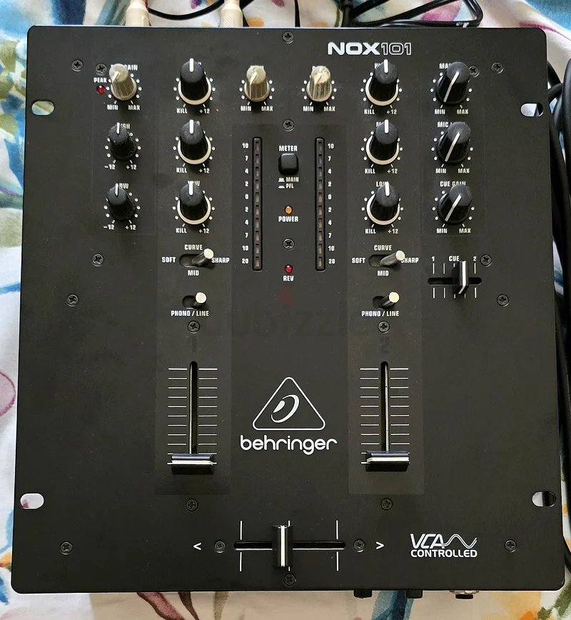 Unleash Your DJ Skills with Behringer Pro Mixer NOX101!63264589848449111