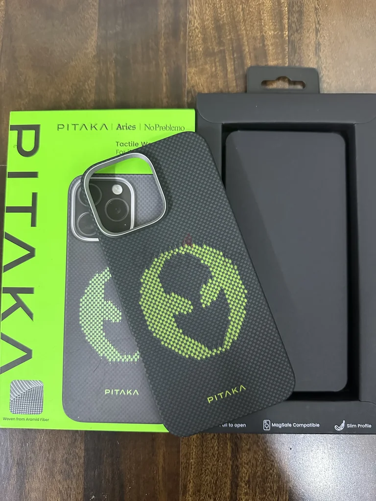غطاء هاتف PITAKA المغناطيسي الأنيق متوفر للبيع!62929660877187111
