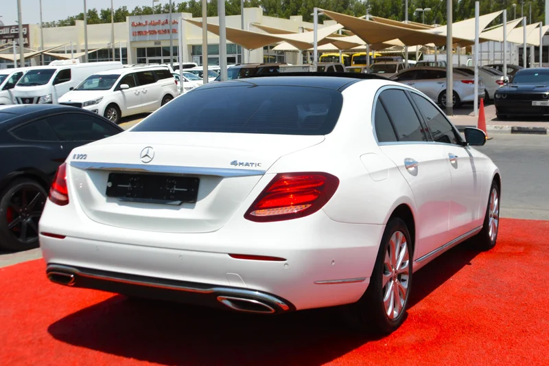 CLEAN TITLE /2019 Mercedes-Benz E300 4Matic Full option 2.0L/4 Cyl Excellent Condition62931645264770114