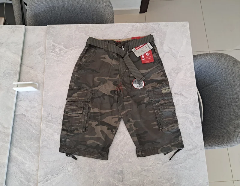 - Size Waist 30 - Unionbay 18 inch Messenger Camo Brown Short.. Original Brand New.. bought from USA62935675315587113