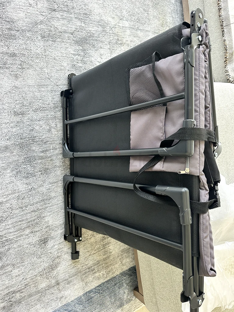 Lounge chair62863820625667113