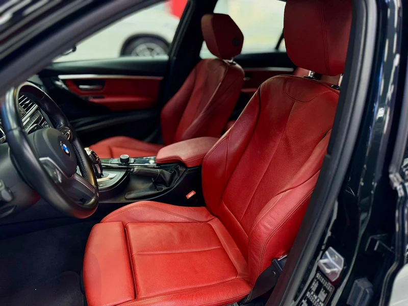 BMW 318i 2018 M Kit | GCC Specs | Well Maintained | Single Owner63142134542849114