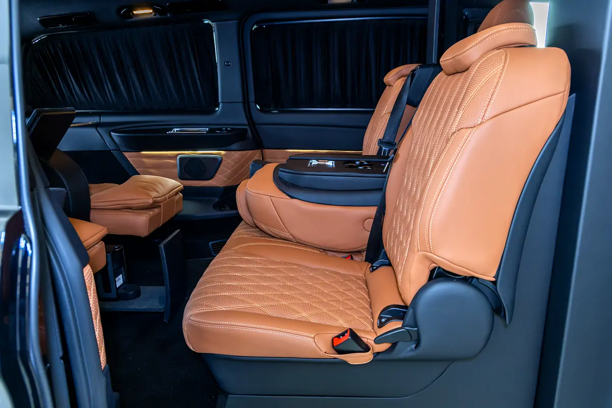 Mercedes-Benz V-Class 2025
