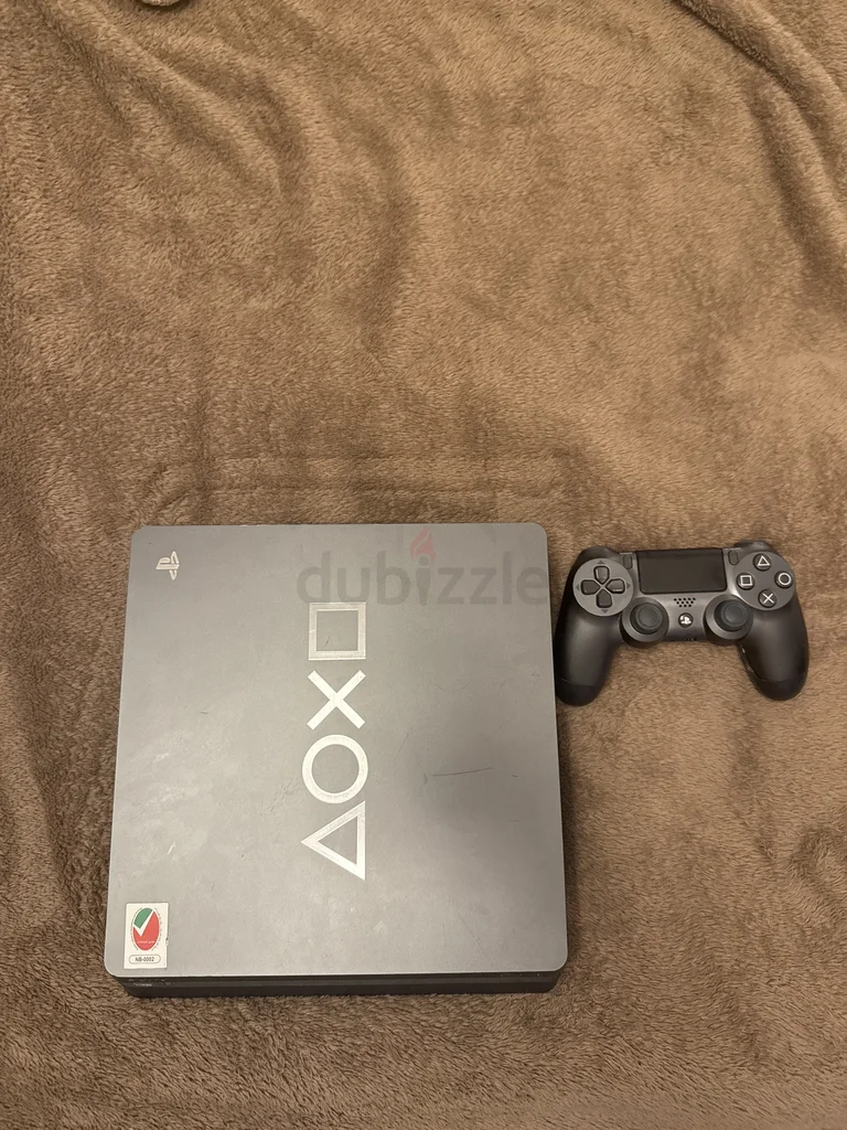 الطبعة المحدودة PS4 Slim (أيام للعب)629306455799061128