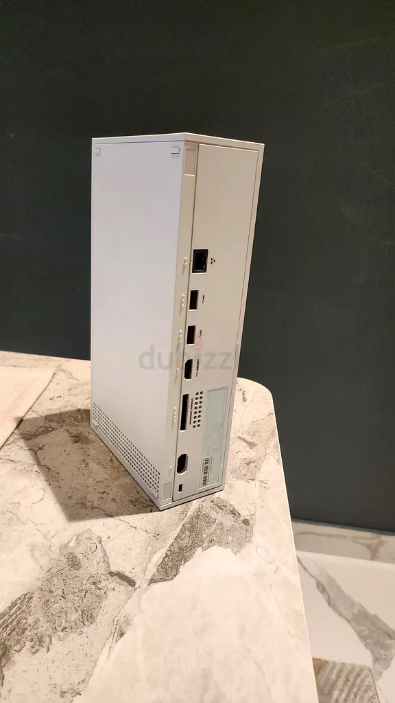 X box63229307810177113