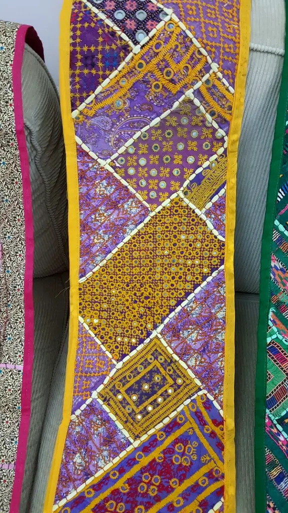 Handmade table runner63211904434434110