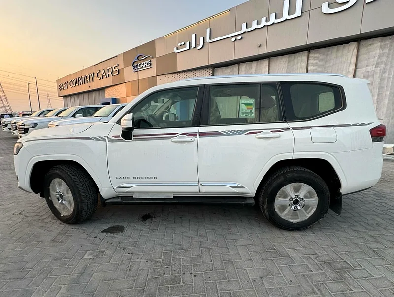 Toyota Land Cruiser GXR Twin Turbo 3.5 Gulf63141656994817111