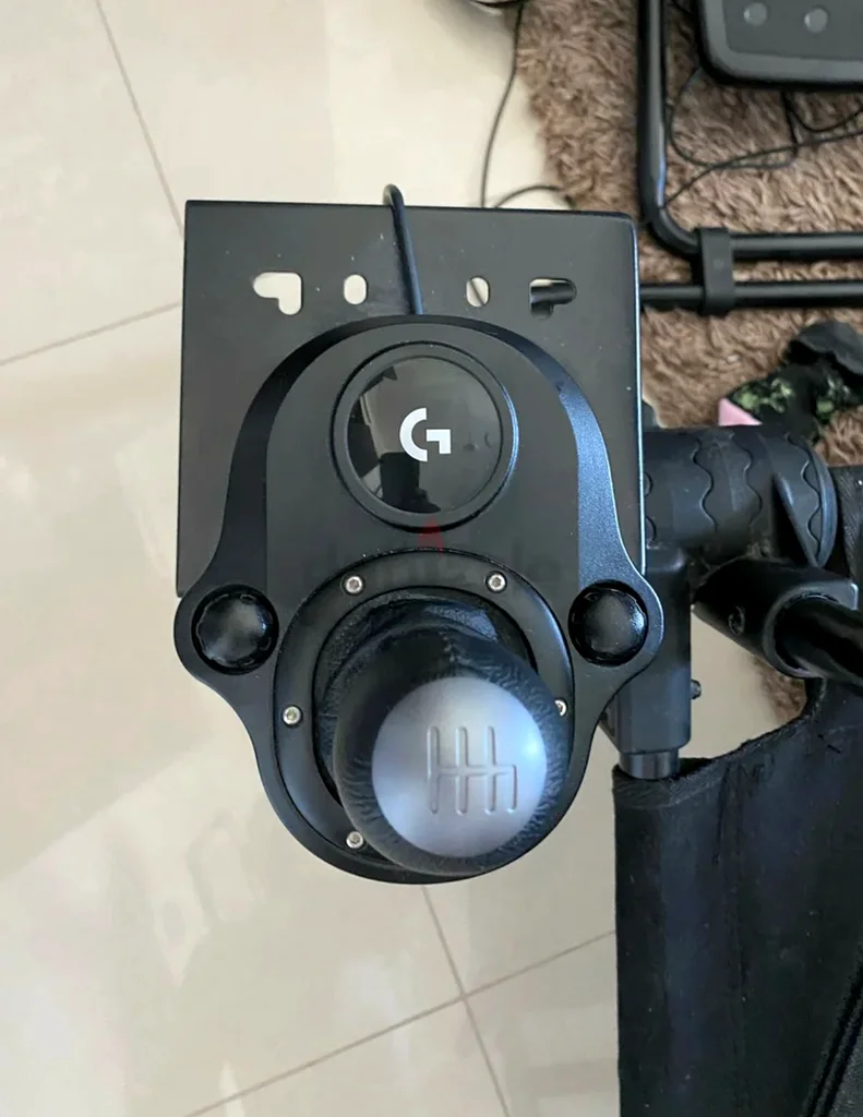 مُحاكي سباقات لوحيتك لجهاز Xbox والكمبيوتر (دواسات، عجلة، ذراع تغيير السرعات، كرسي)63231694921603113