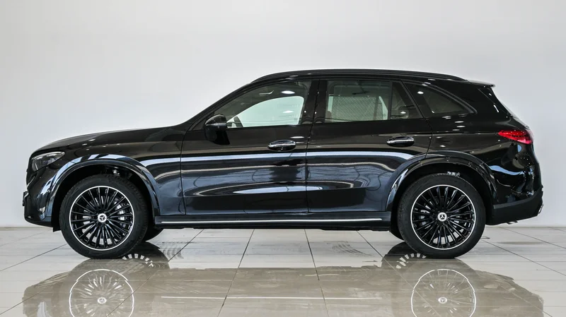 GLC 300 4Matic | ضمان وعقد خدمة Gargash حتى 5 سنوات أو 105000 كيلومتر - VSB 3440962933684656898112