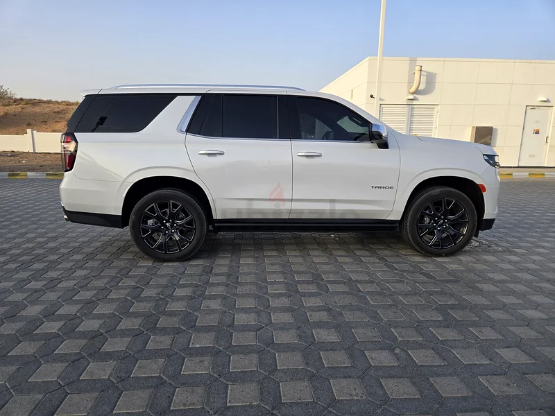 TAHOE PREMIUM  2023 GCC UNDER WARRANTY 210k only First owner63153226545410112